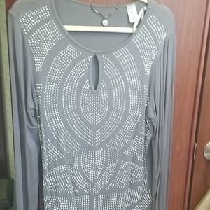 Grey purple blouse BKE Buckle